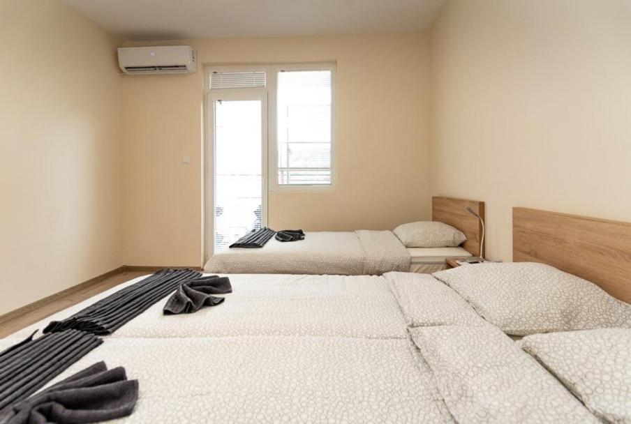 Apartment Galia In Burgas City Center ภายนอก รูปภาพ
