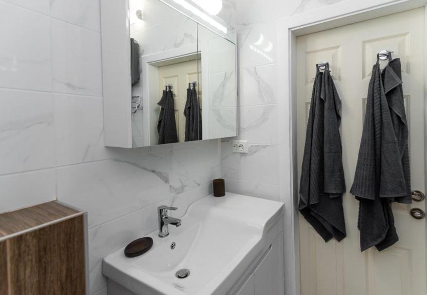 Apartment Galia In Burgas City Center ภายนอก รูปภาพ